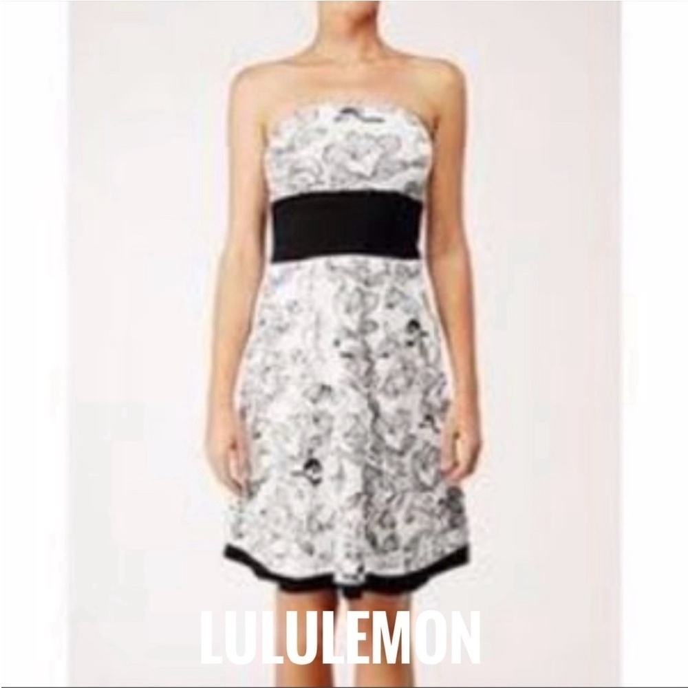 Lululemon Athletica Women’s Black and White Beat The Heat Strapless Dress size 6